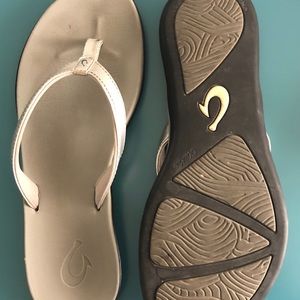 OluKai Silver star/pale gray